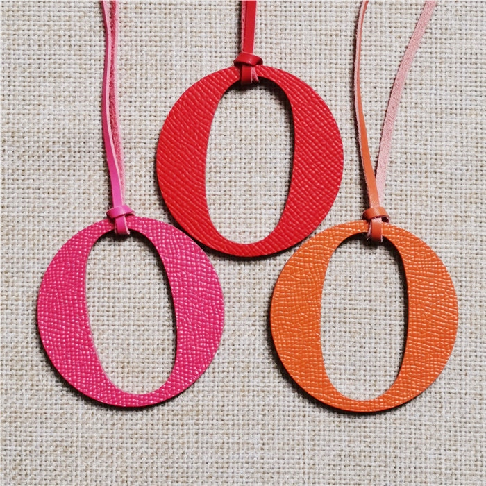 English Letter O Alphabet Cowh - đánh giá và giá Women Accessories Name In English