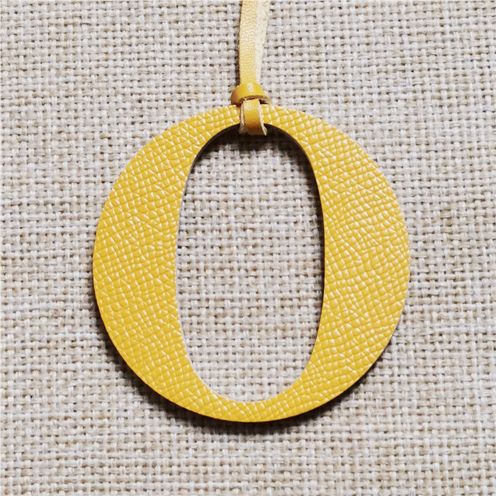 English Letter O Alphabet Cowh - đánh giá và giá Women Accessories Name In English