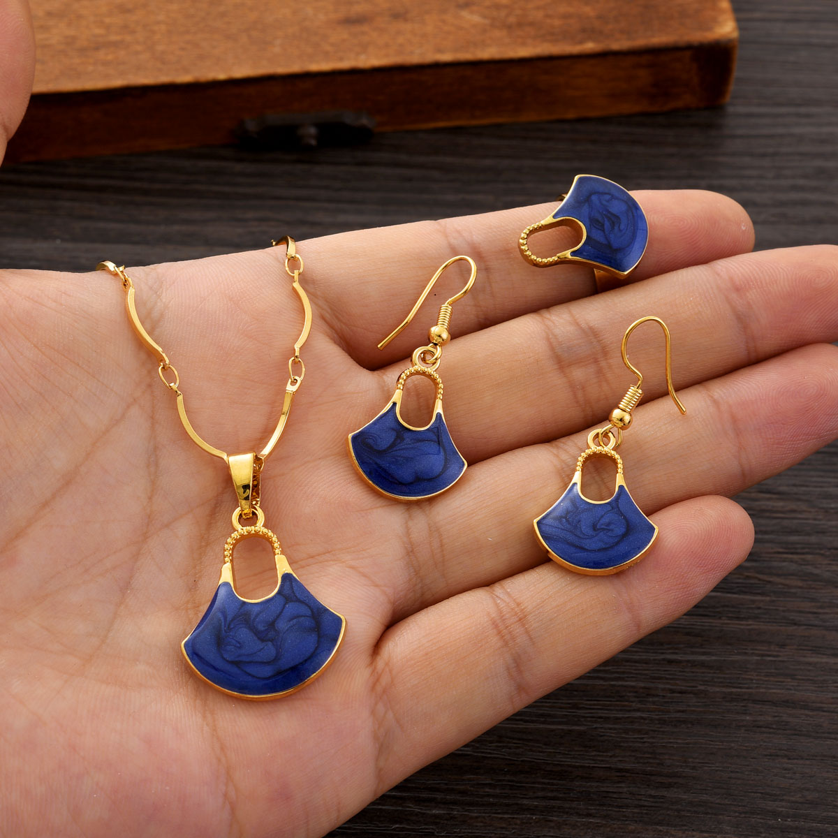 Fashion PNG Gold Color Jewelry - đánh giá và giá Women Accessories Png